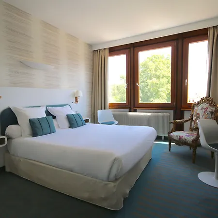 ホテル Restaurant Vaillant Proche Europapark セレスタ